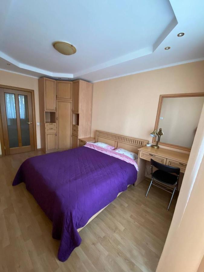 Apartment Mala Zhytomyrska 10 Kijów Zewnętrze zdjęcie
