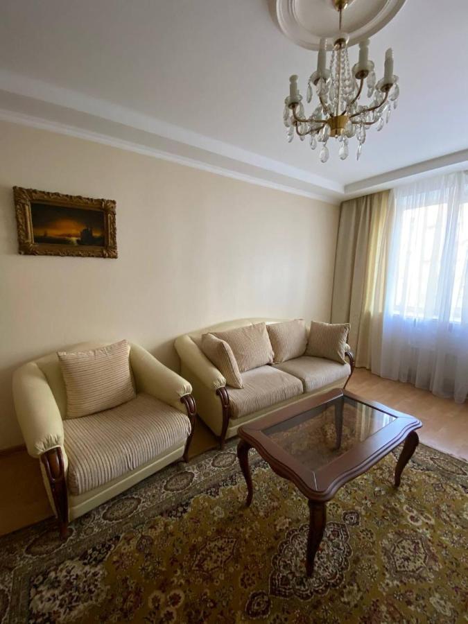 Apartment Mala Zhytomyrska 10 Kijów Zewnętrze zdjęcie